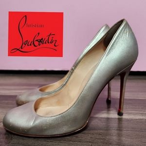 Christian Louboutin Pumps - Size 39 - Gold